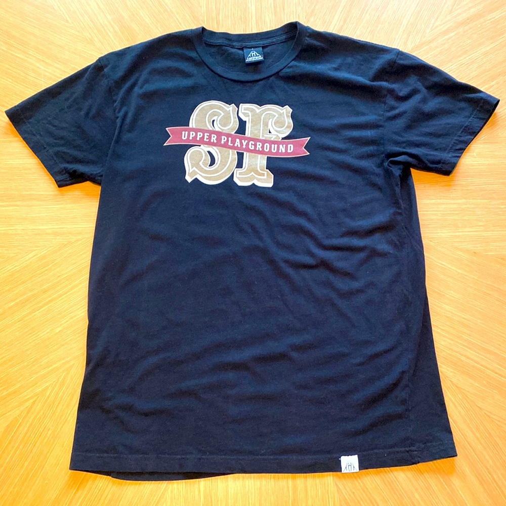 🌋 Upper Playground SF 49ers T-shirt 🌋